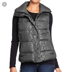 Grey/silver leopard vest